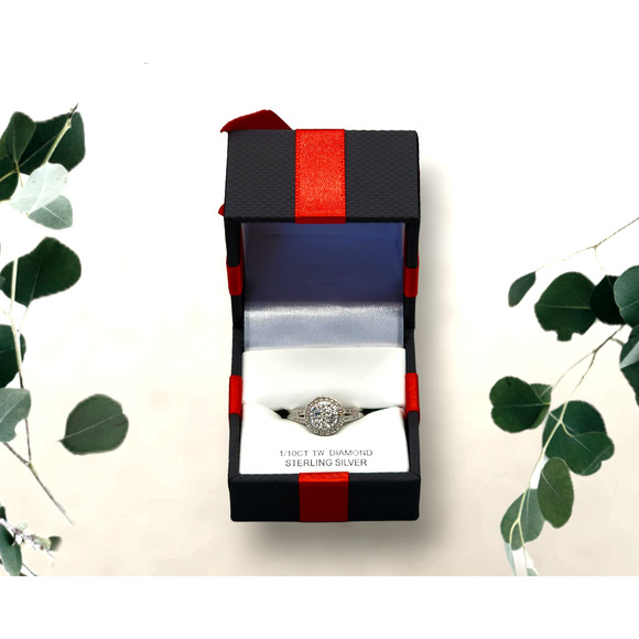 Diamond Round Cluster Cocktail Ring in Sterling Silver Size 7 - Picture 1 of 6